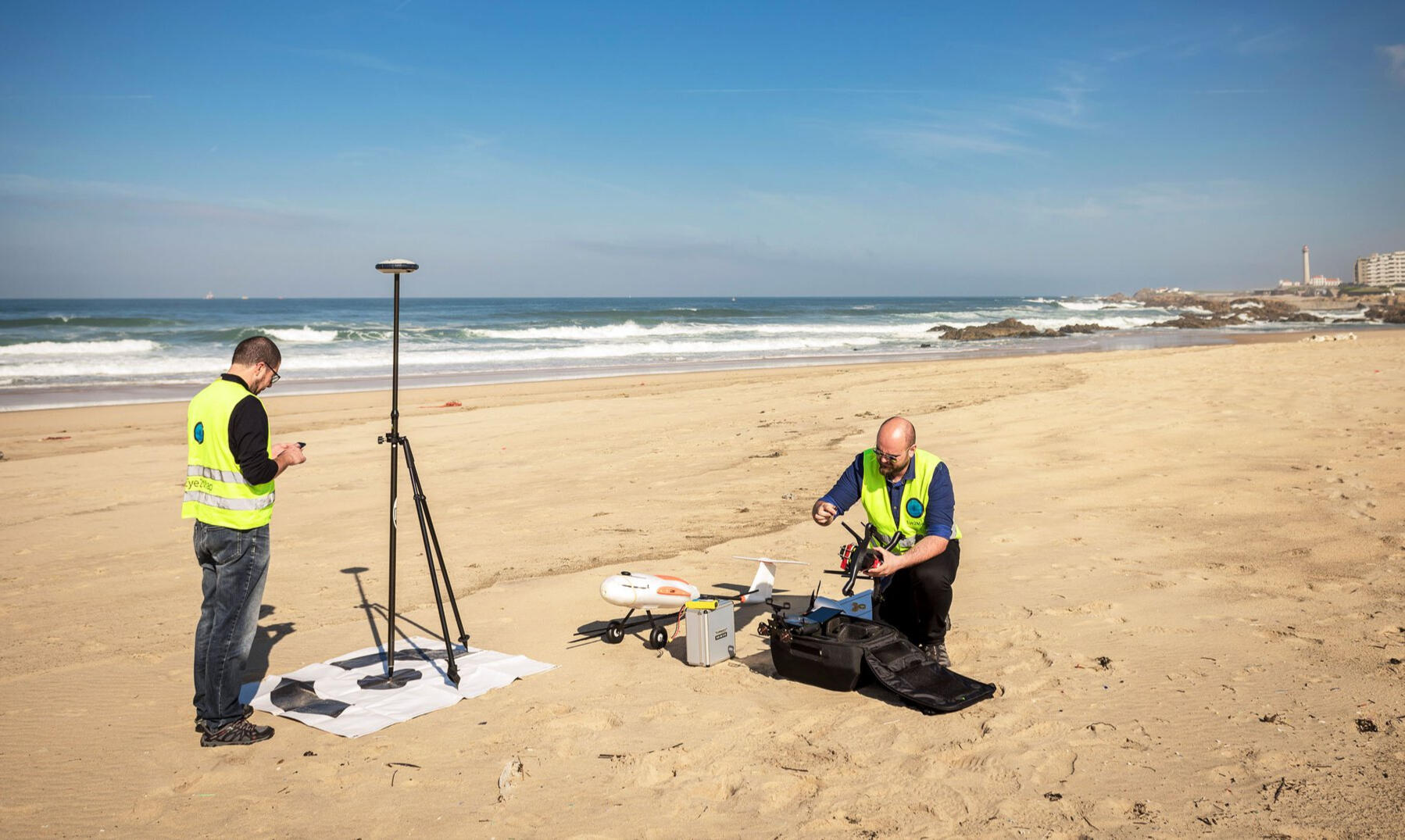 &quot;Usando fotografia feita por drones, a start-up Eye2Map consegue contar árvores, detectar doenças em plantas, construir modelos 3D e até ajudar a descobrir minério.&quot; - Forbes Portugal, 2019